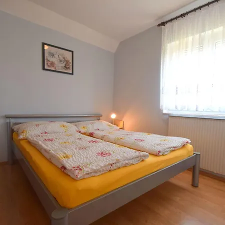 Frane 1 By Interhome